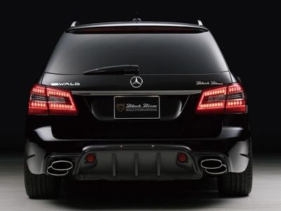 Тюнеры из Wald превратили универсал Mercedes E-Class в «Черного бизона»